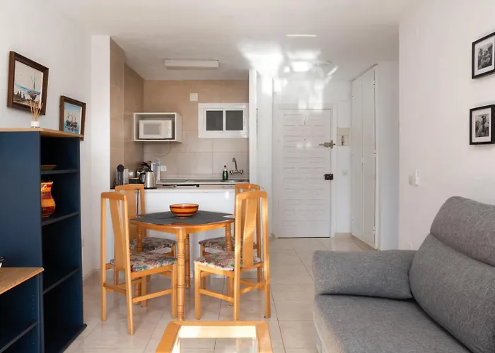 Jupiter 1 Bed Sea View